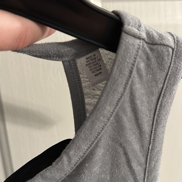 Workout Tank - Picture 3 of 4